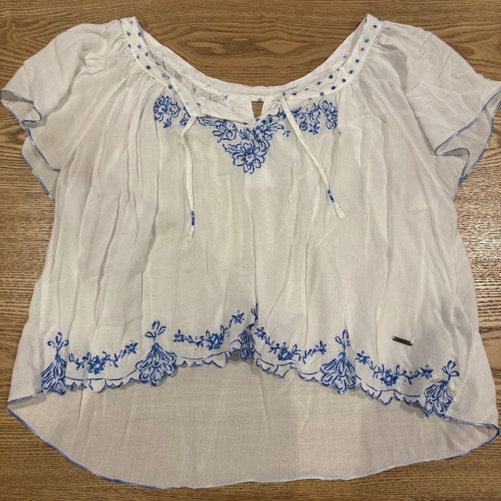 Abercrombie & Fitch Flowy Top